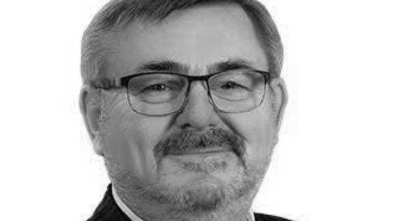 Véron András s-a stins din viață.