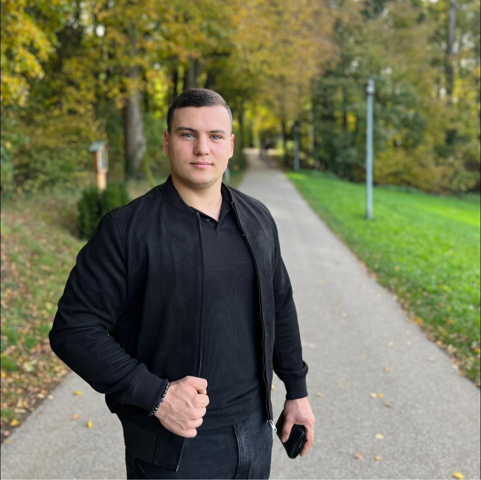 Sacrieru Razvan Răzvan și-a pierdut viața, la doar 26 de ani, în urma unui infarct ...