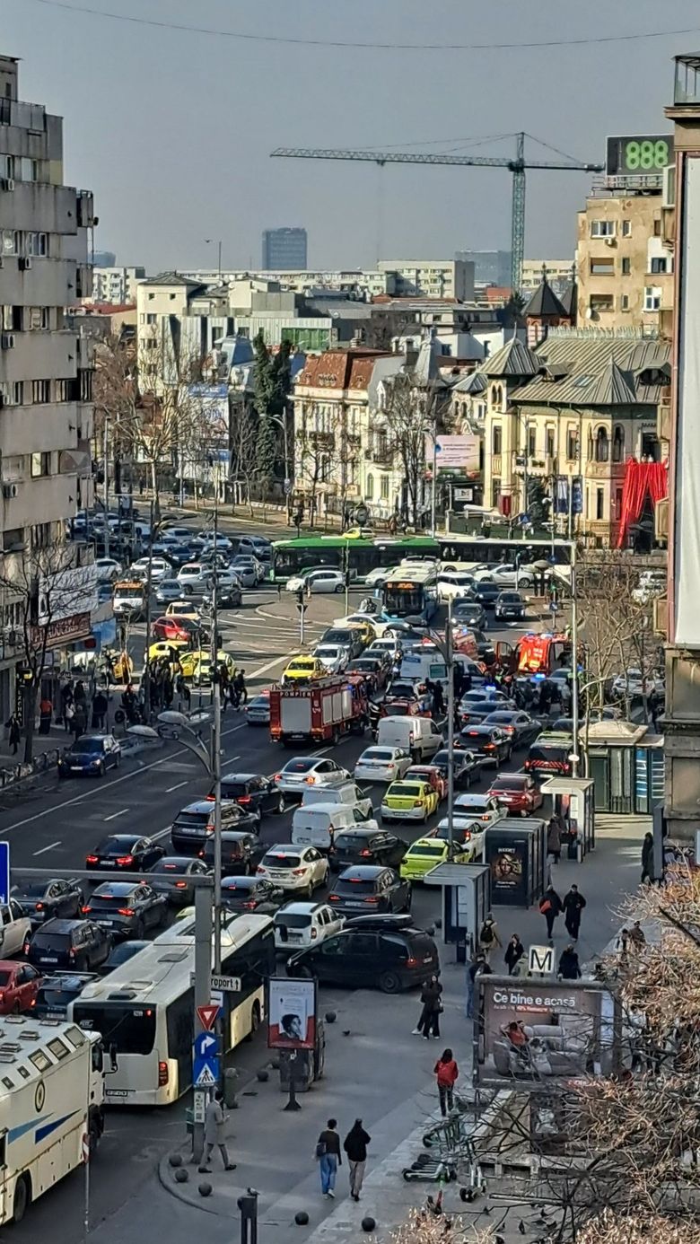 Incident rutier la Piața Romană