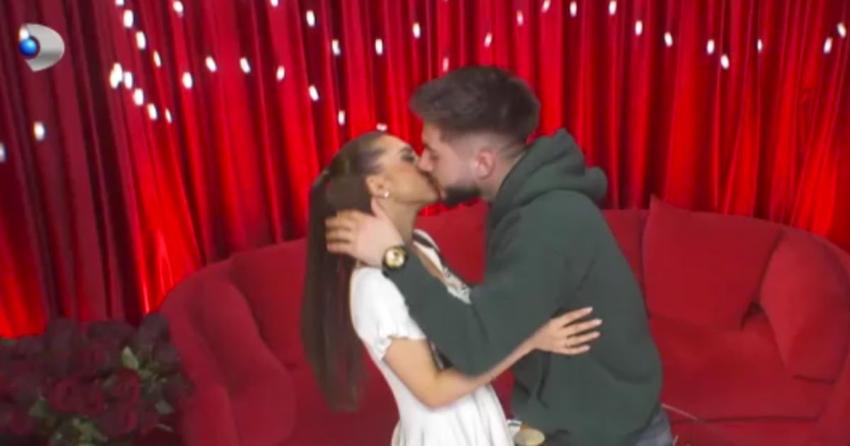 Iosif o pupă pe Diana în camera roșie! „O dă în penibil”. Aflați cum reacționează Lucia în ediția din „Casa iubirii” de joi, 5 martie, de la orele 10:00 și 16:30, la Kanal D