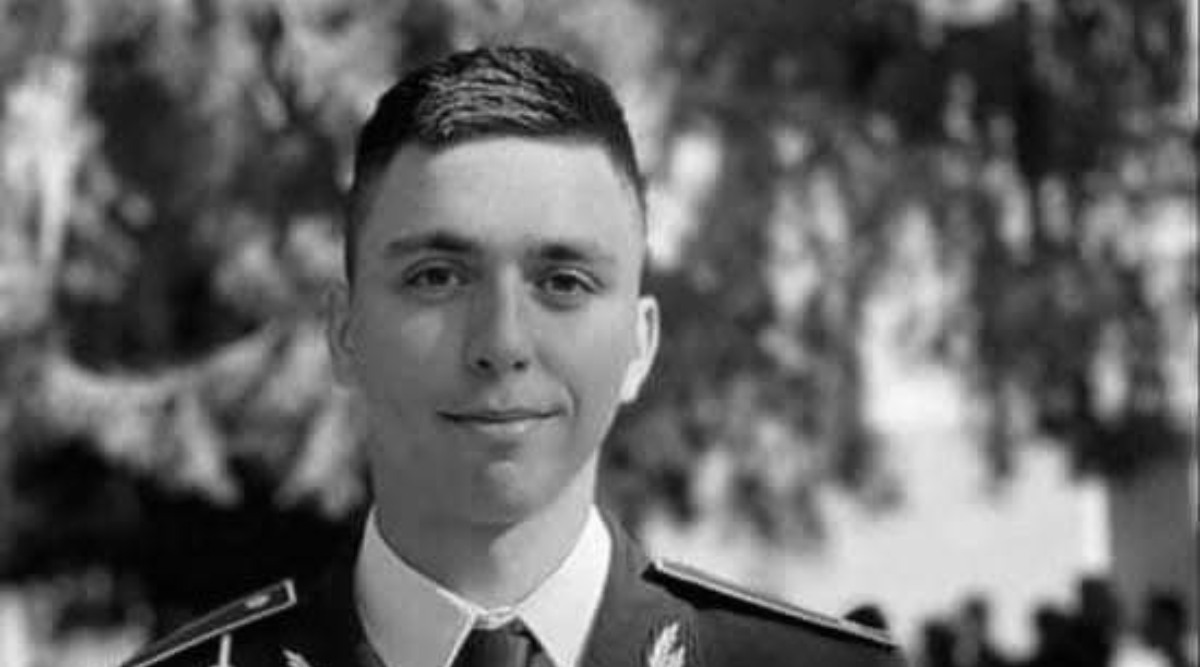 Alexandru Rățoi, un polițist de 25 de ani, din Botoșani, s-a stins din viață. Polițistul a fost accidentat după ce a oprit o mașină în trafic 