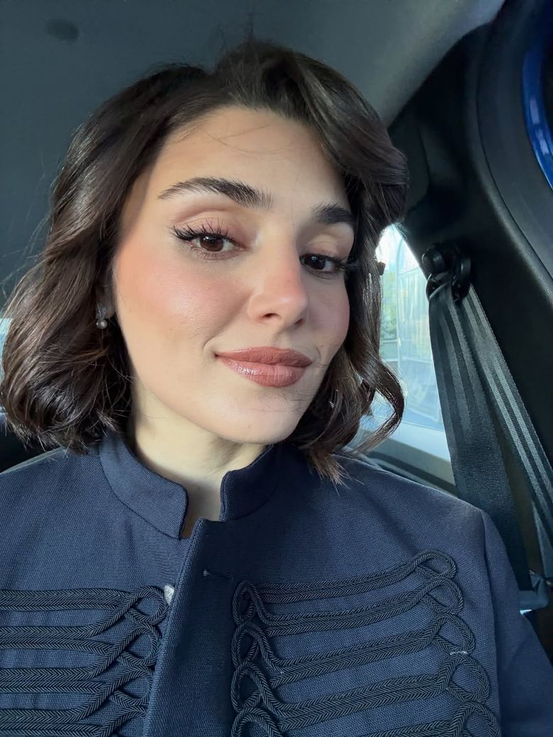 Celebra actriță Hande Ercel, reținută de poliție într-o operațiune ...