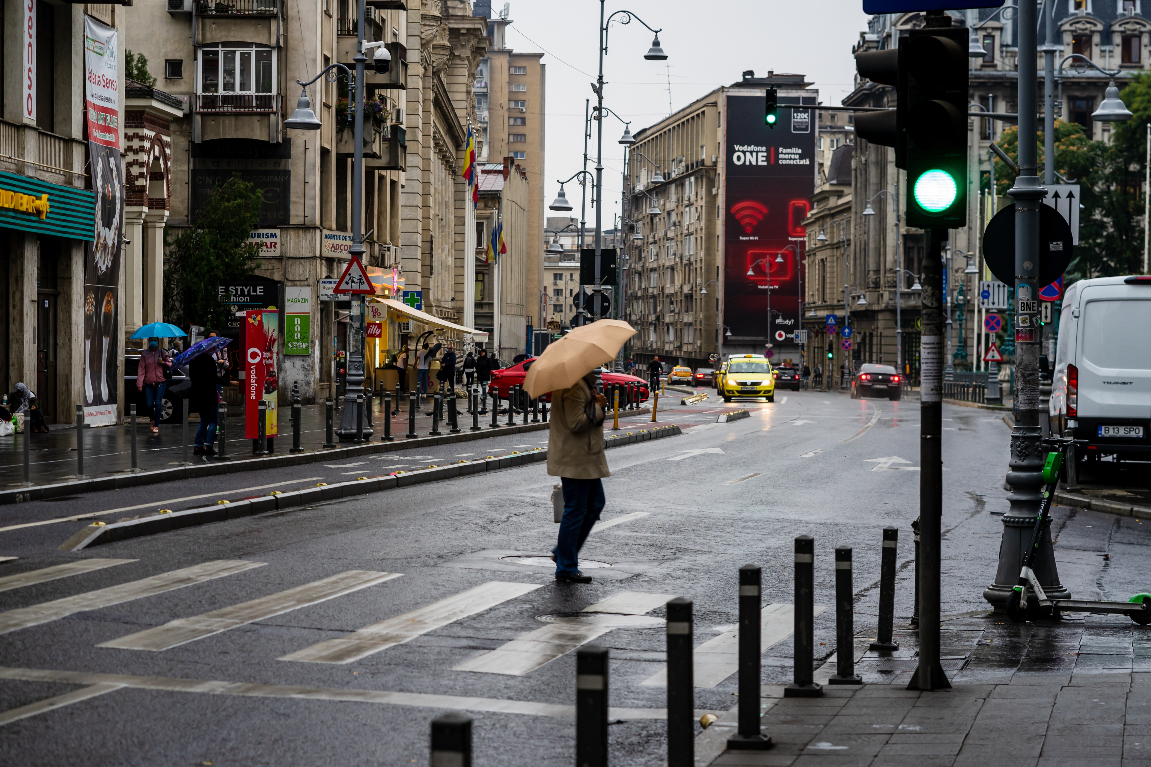 Prognoza meteo ANM pentru joi, 2 aprilie 2026: Meteorologii anunță ploi, vânt puternic și temperaturi de până la 20 de grade Celsius