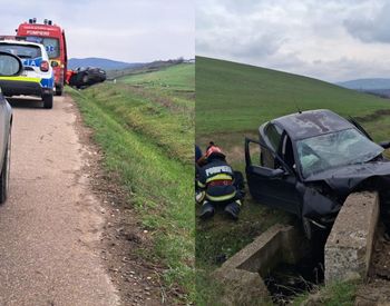 Un cunoscut lăutar și-a pierdut viața &icirc;n Vaslui, după ce autoturismul &icirc;n care se afla a lovit un cap de pod. O t&acirc;nără de 18 ani a ajuns la spital
