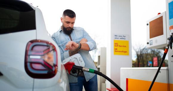 Preț carburanți miercuri, 8 aprilie 2026