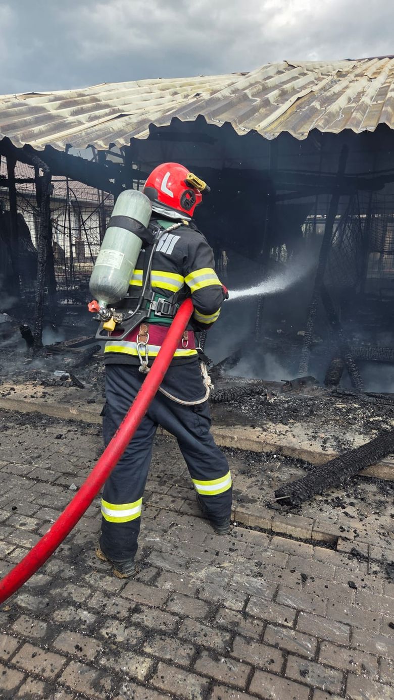 incendiu orastie 