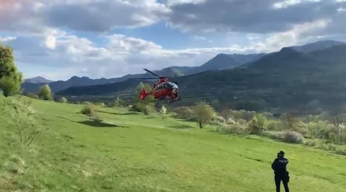 Un aparat de zbor fără motor s-a prăbușit în zona Rimitea, Alba. Un bărbat de 47 de ani a avut nevoie de îngrijiri medicale