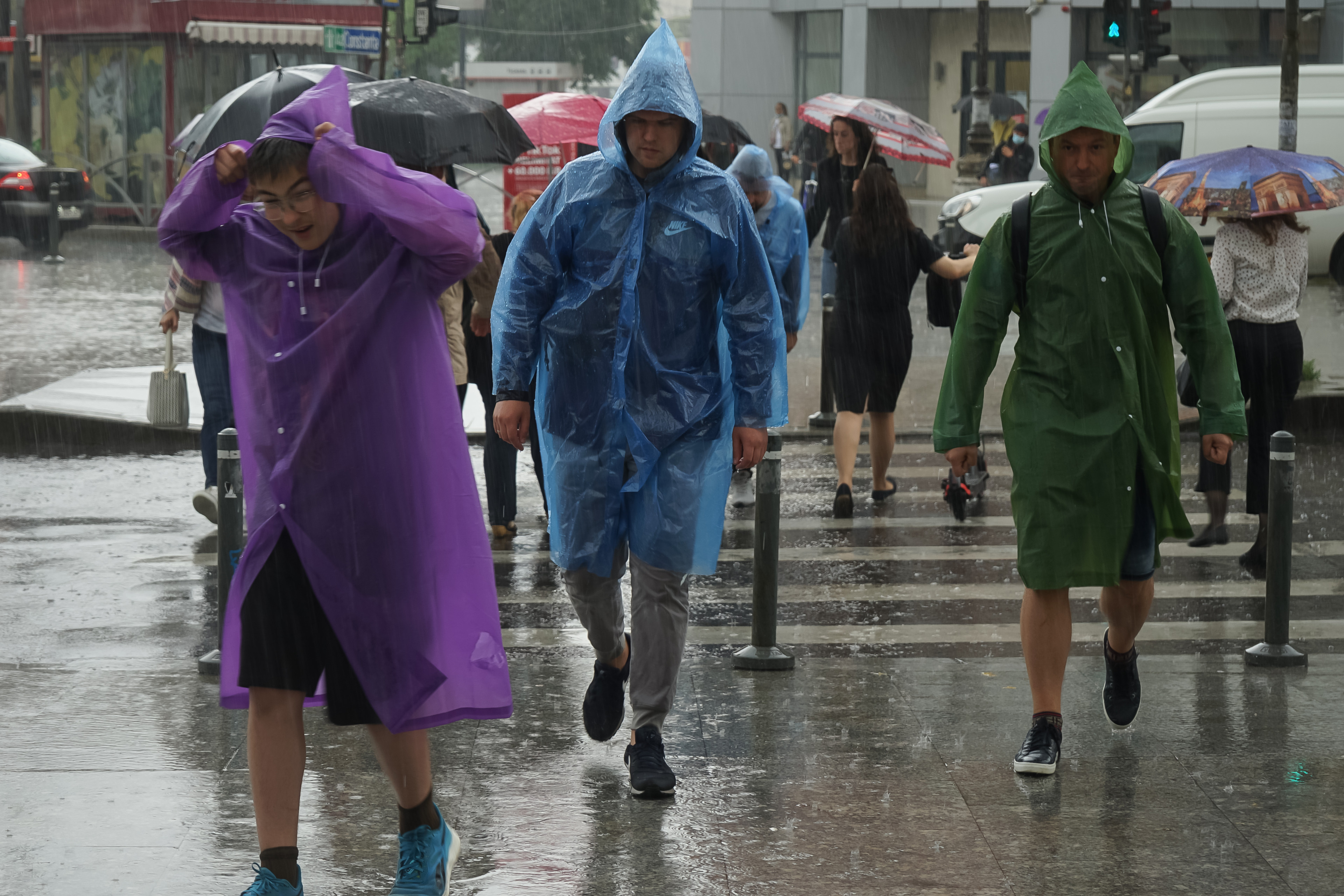 Vremea se schimbă radical înainte de 1 Mai. Meteorologii ANM anunță vreme schimbătoare cu ploi și temperaturi de maxim 17 grade Celsius