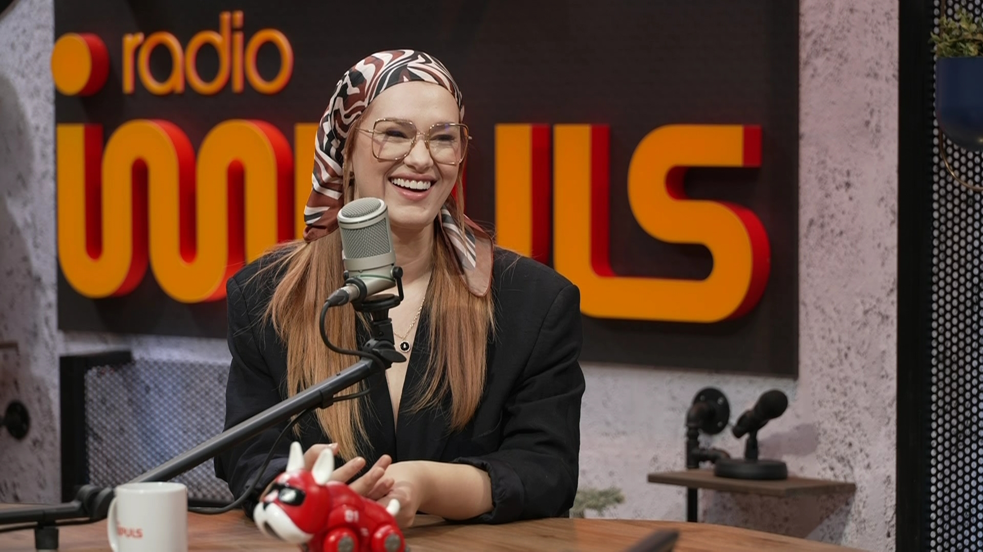 Feli, în așteptarea iubirii autentice - dezvăluiri la „Invitatul de 12”, emisiunea de la Kanal D2: „Tot ce gândești ți se întâmplă. Și de bine, și de rău”