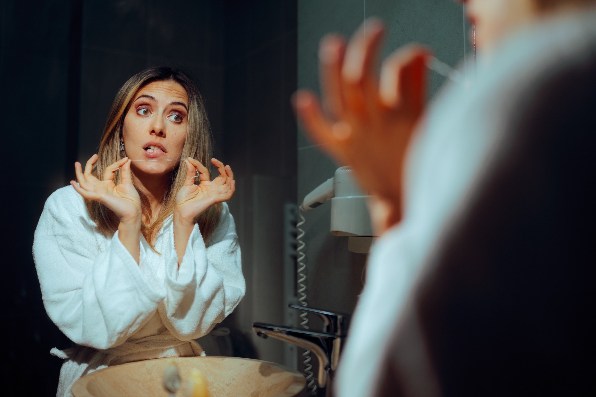 (P) 8 lucruri pe care nu le știai despre sănătatea dinților. Smalțul dentar, cea mai dură substanță din corpul uman, nu se regenerează niciodată