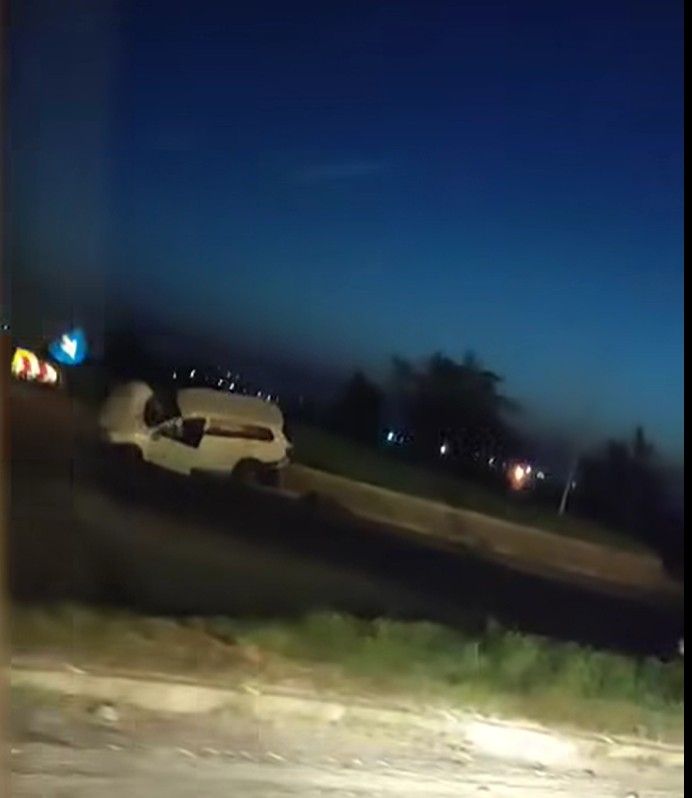 mașină sens giratoriu 