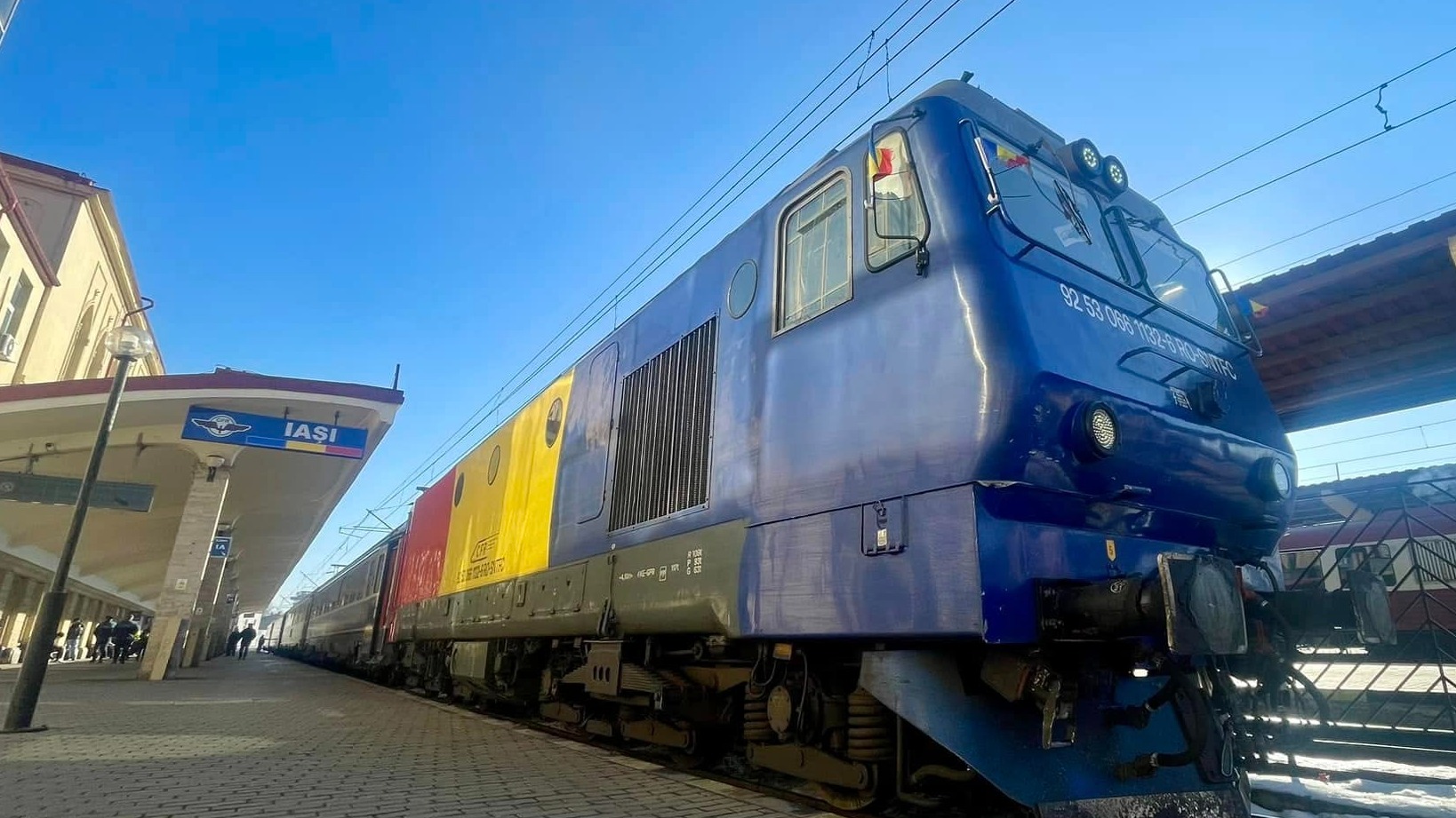 un-b-rbat-a-fost-g-sit-f-r-suflare-ntr-un-tren-care-circula-pe-ruta