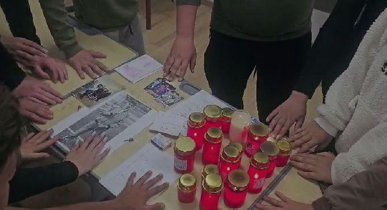 Un elev de clasa a VIII-a din Bacău s-a stins din viață după i s-a făcut rău în timpul pauzei