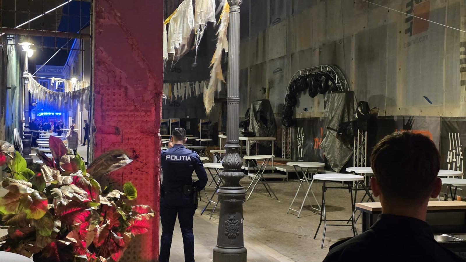 O adolescentă de 16 ani s-a stins din viață după ce a căzut de pe acoperișul unei clădiri părăsite, în Oradea