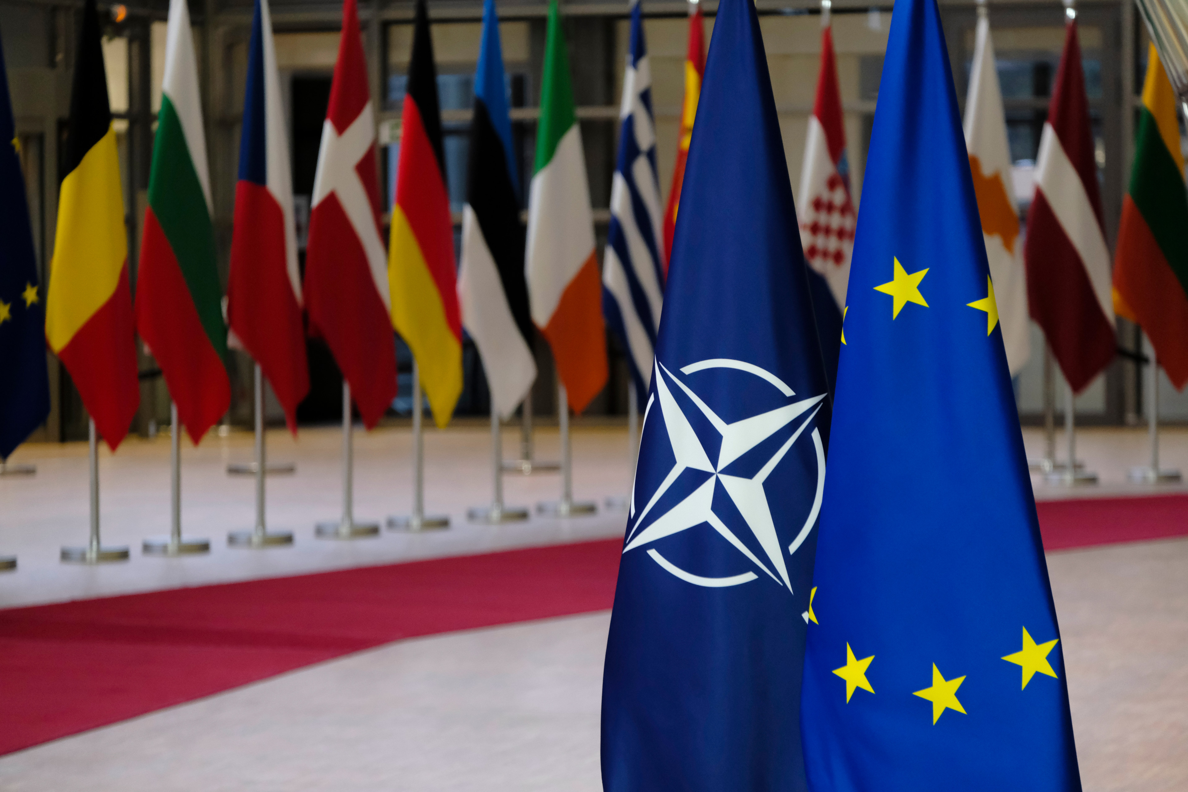 Ce presupune  articolul 4 NATO și când ar putea fi invocat