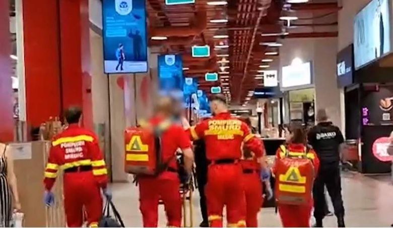 Un bărbat și-a înjunghiat amanta într-un mall din Timișoara.