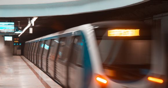 Incident grav la metrou, duminică dimineața. 