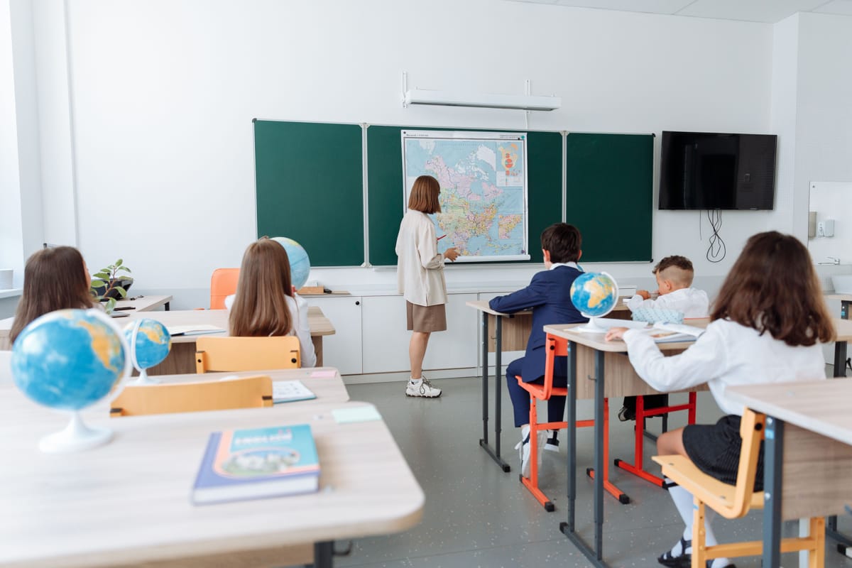 (P) Cum pot să susțină firmele proiectele educaționale fără cheltuieli în plus