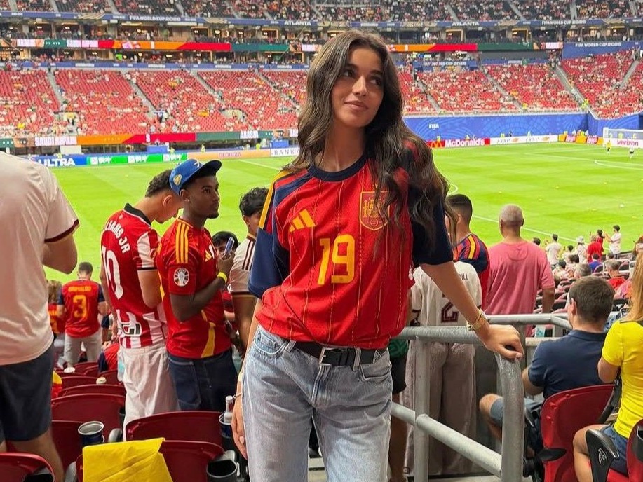 Cine este Inés García, controversata iubită a fotbalistului Lamine Yamal, cu patru ani mai mare decât el. Starul spaniol a făcut istorie la Mondial