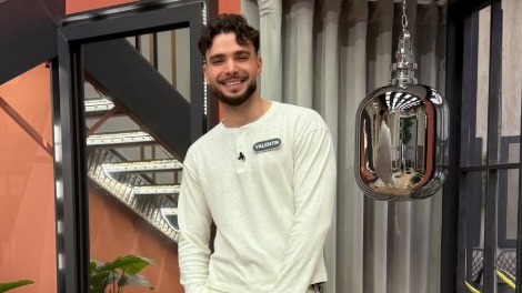 Ce bolid și-a cumpărat Valentin de la „Casa iubirii”! Fanii au rămas uimiți