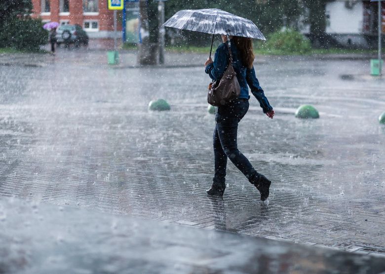 ANM a emis o avertizare Cod galben de instabilitate atmosferică pentru mai multe regiuni ale țării, inclusiv pentru București. 
