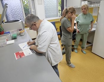 Grevă de avertisment &icirc;n spitalele din Rom&acirc;nia. Sindicaliștii contestă proiectul noii legi a salarizării