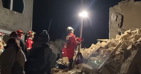 Cel puțin șase persoane și-au pierdut viața și alte 21 au avut nevoie de &icirc;ngrijiri medicale după o mișcare seismică de 5.1 &icirc;n Peru