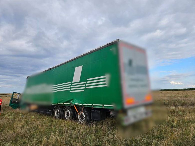 Un șofer de TIR și-a pierdut viața pe un drum din Timiș