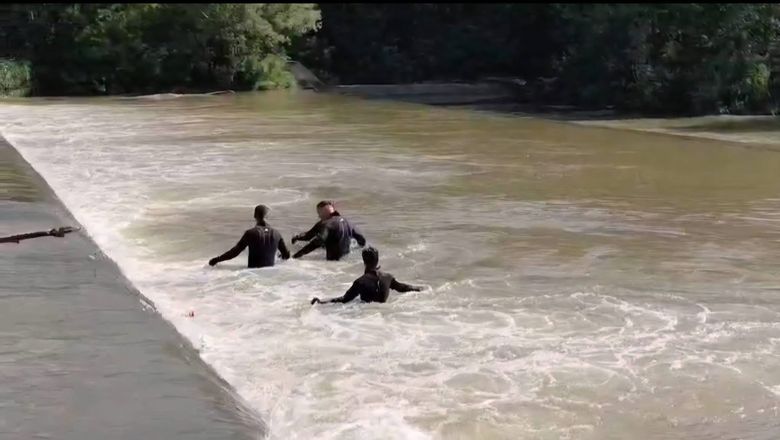 Cei doi tineri dispăruți au fost găsiți fără viață în râul Argeș
