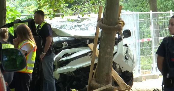 O persoană și-a pierdut viața, iar alte 17 au fost rănite după ce un vehicul a intrat &icirc;n mulțime &icirc;n timpul paradei Pride din Berlin