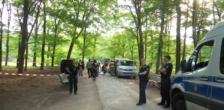 Un vehicul a intrat într-o mulțime aflată în apropierea festivalului Pride din Berlin