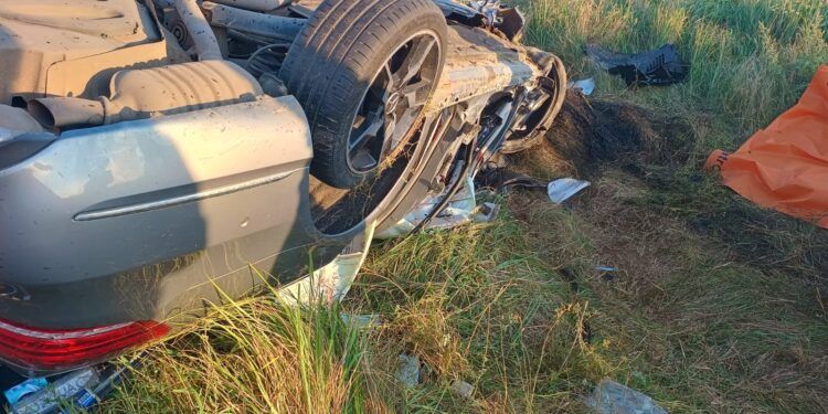 Ea este Oana, tânăra care și-a pierdut viața în incidentul rutier de pe DJ 221. Familia ei este îngenuncheată de durere