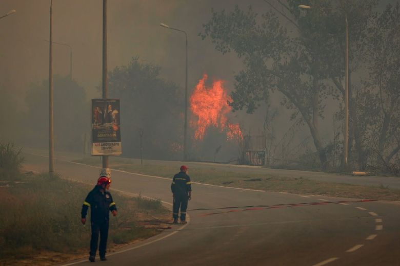 incendiu halkidiki