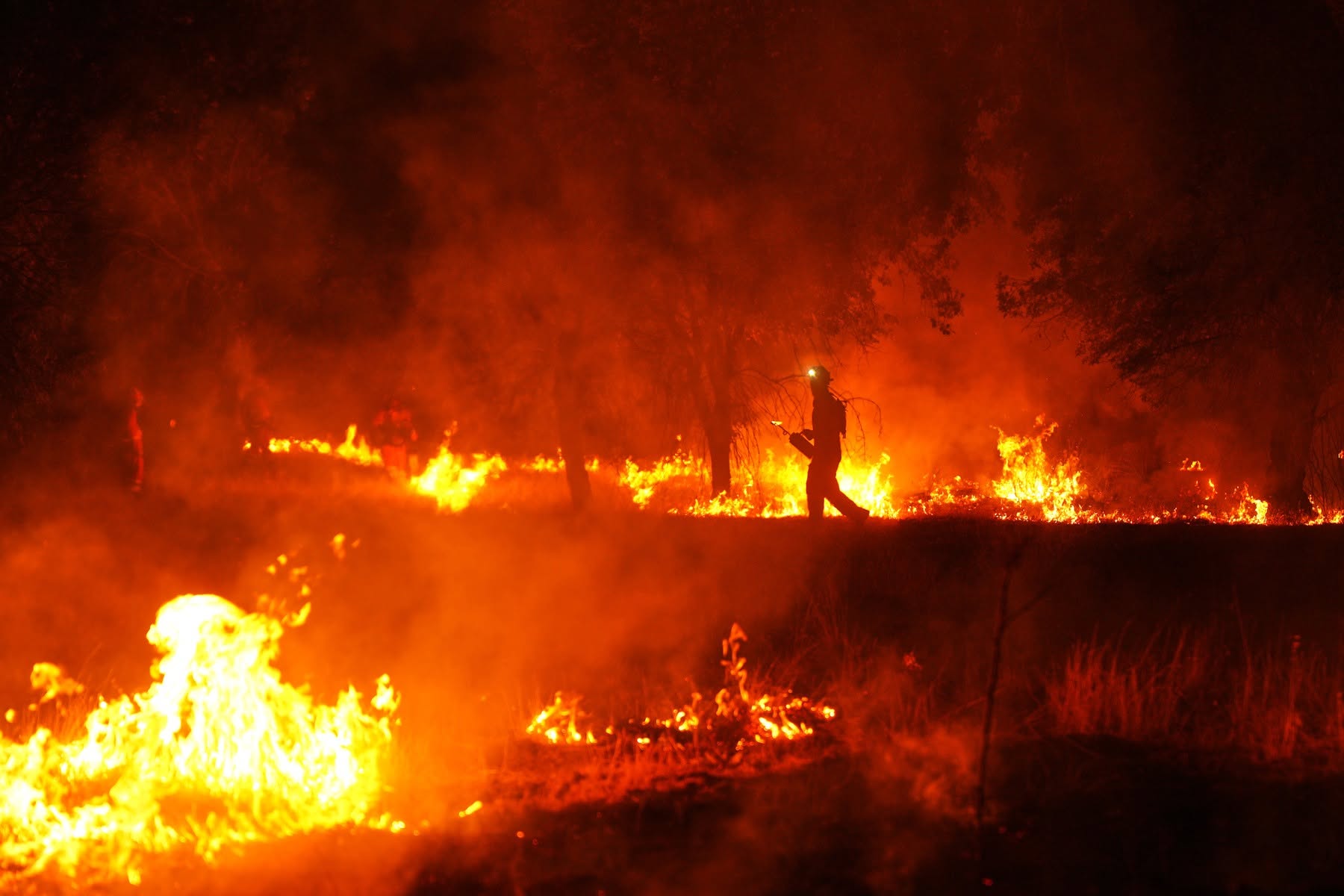 Atenționare MAE pentru românii care călătoresc în Spania. Este cod portocaliu în urma incendiilor