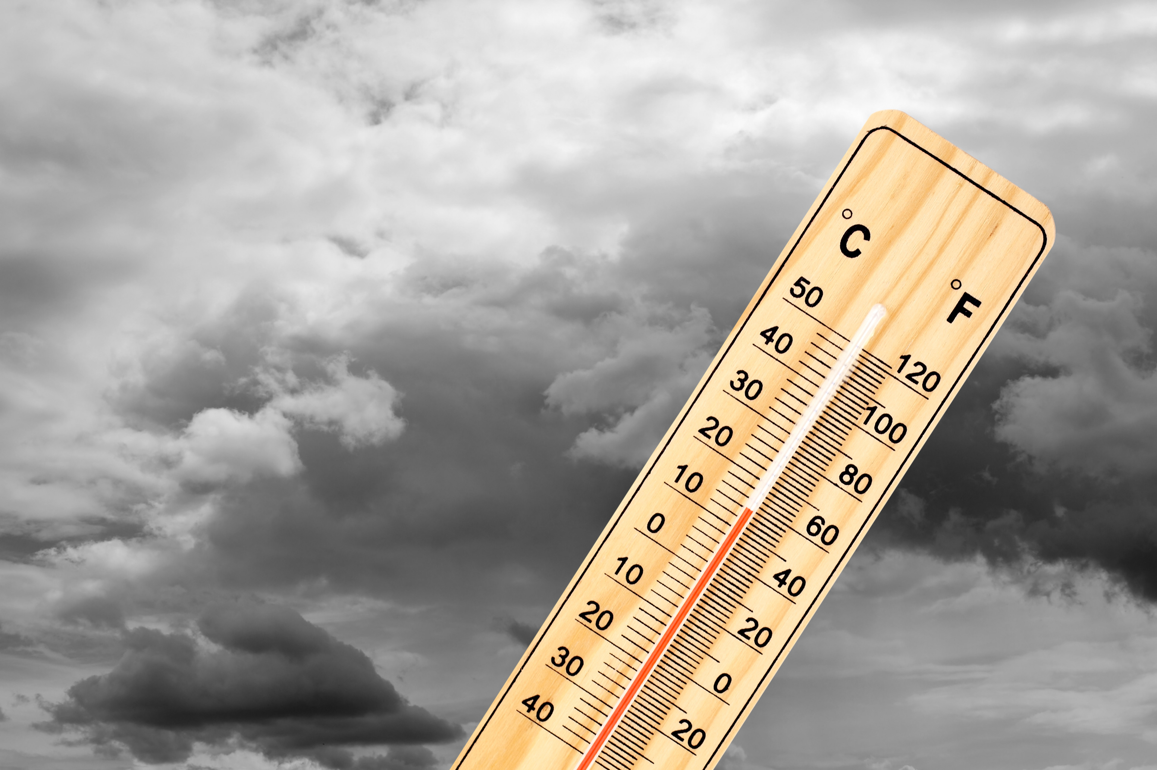 Prognoza meteo ANM pentru marți, 1 septembrie 2026: Prima zi de toamnă debutează cu ploi și descărcări electrice în mai multe zone din țară