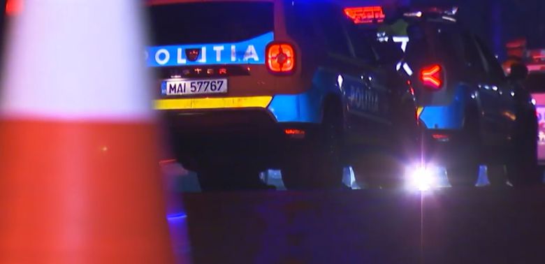 O adolescentă de 14 ani a fost lovită de un taxi pe trecerea de pietoni, în Râmnicu Vâlcea. 