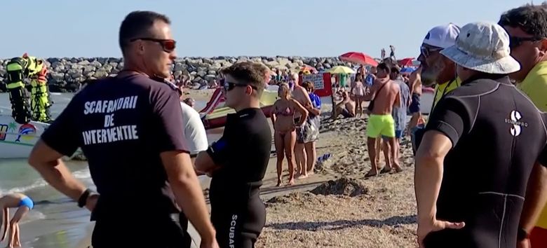 Un bărbat în vârstă de 53 de ani, din Harghita, este căutat de aproape 20 de ore în zona unei plaje din Costinești