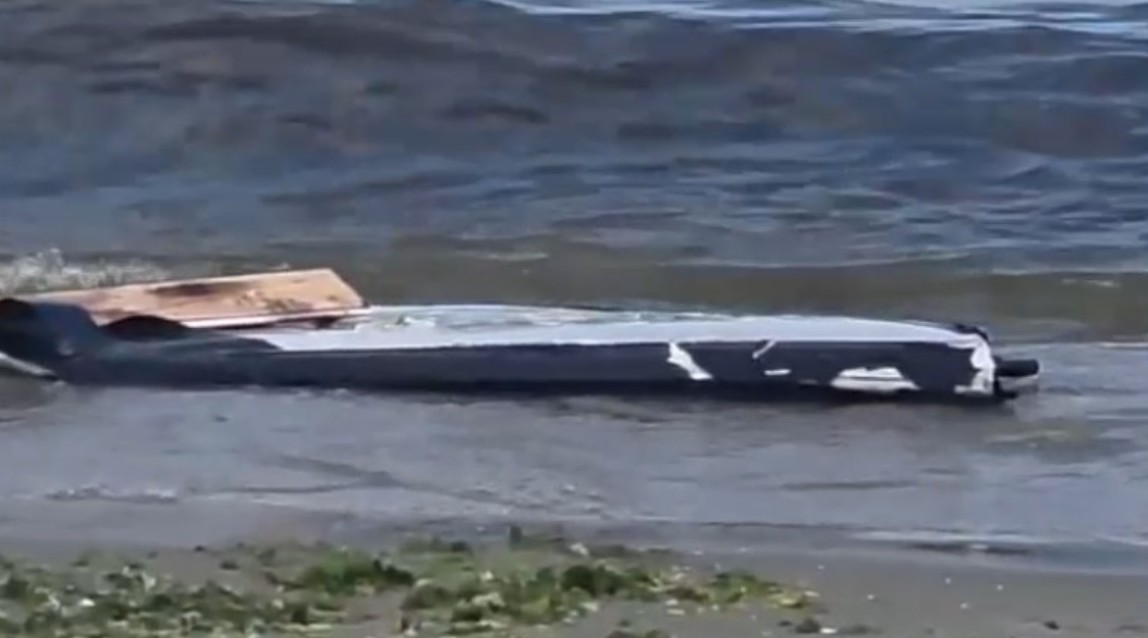 Fragment de dronă găsit pe plaja Modern din Constanța. Ce au stabilit specialiștii