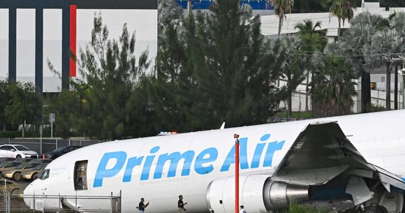5 persoane și-au pierdut viața după ce un avion s-a prăbușit pe aeroportul din Miami
