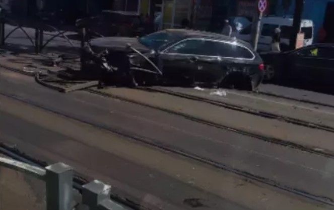accident tramvai 21 colentina
