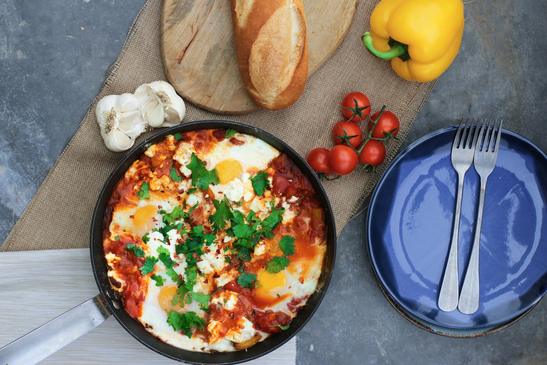 (P) Shakshuka și felul în care un mic dejun simplu devine memorabil