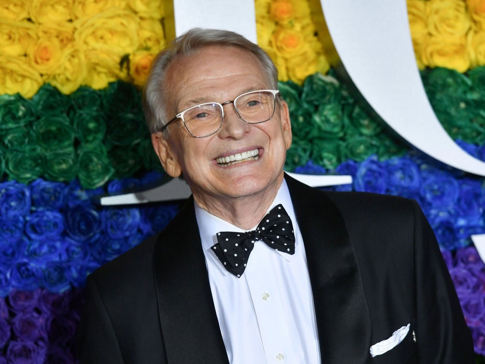 Bob Mackie, designerul care i-a făcut pe Cher și Elton John să strălucească, a încetat din viață la 87 de ani