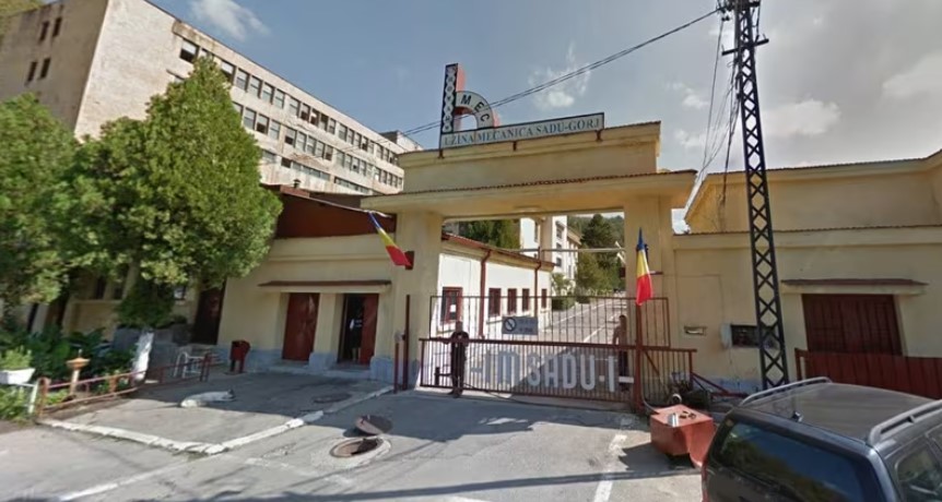 În ce stare se află angajatul surprins de deflagrația de la Uzina Mecanică Sadu! Primul mesaj transmis de reprezentanții fabricii de armament