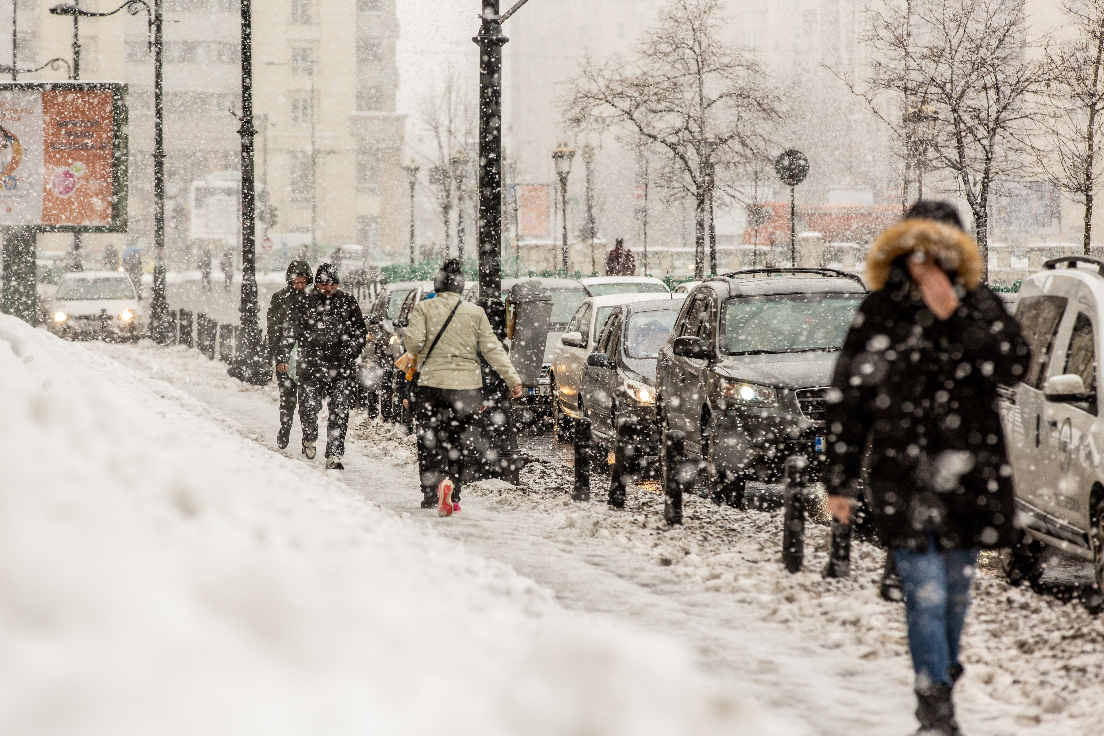 Data la care este așteptată prima ninsoare în București. Anunțul făcut de meteorologii AccuWeather