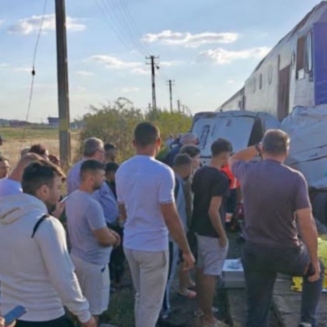 Patru persoane și-au pierdut viața într-un incident feroviar, în Galați.