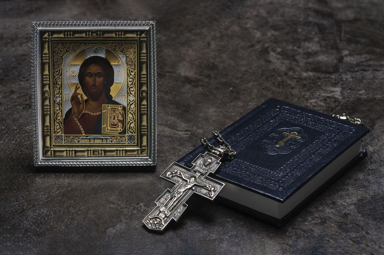 Credincioșii îl pomenesc sâmbătă, 3 octombrie, pe Sfântul Mucenic Dionisie Areopagitul. 
