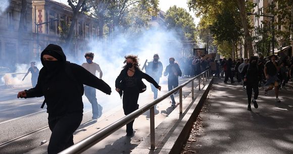 Proteste ale elevilor din Franța