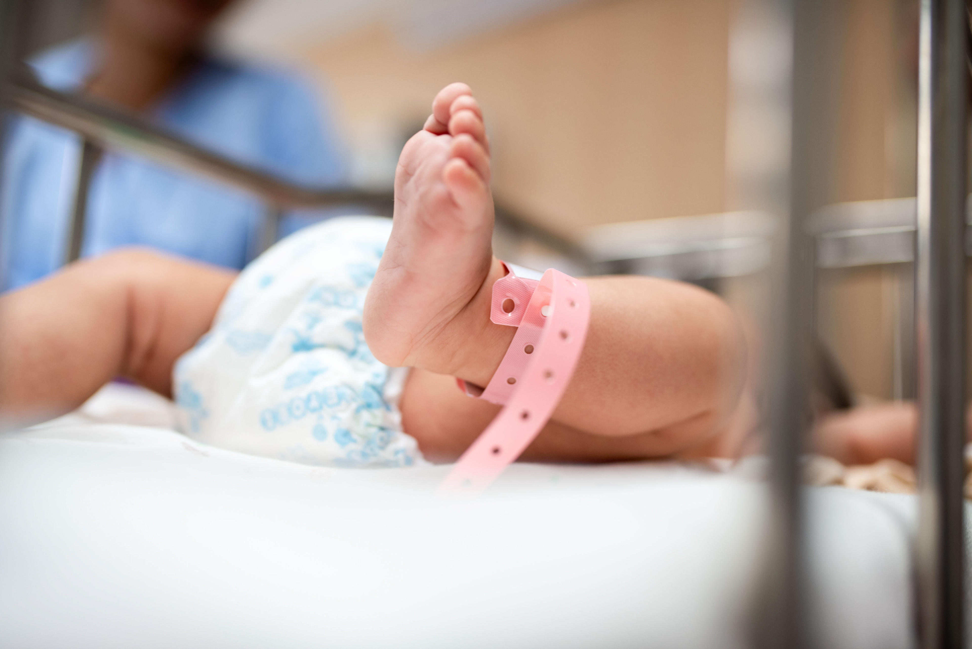 Un bebeluș de un an a fost eutanasiat în Olanda. Motivul pentru care medicii au luat această decizie
