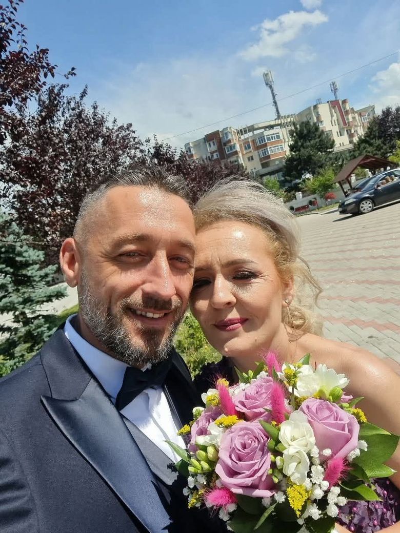 Claudiu Vâlcă și soția sa