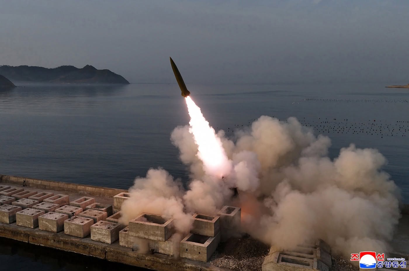 Coreea de Nord a lansat mai multe balistice către Marea Japoniei. Sud-coreenii sunt în alertă pentru posibile noi lansări